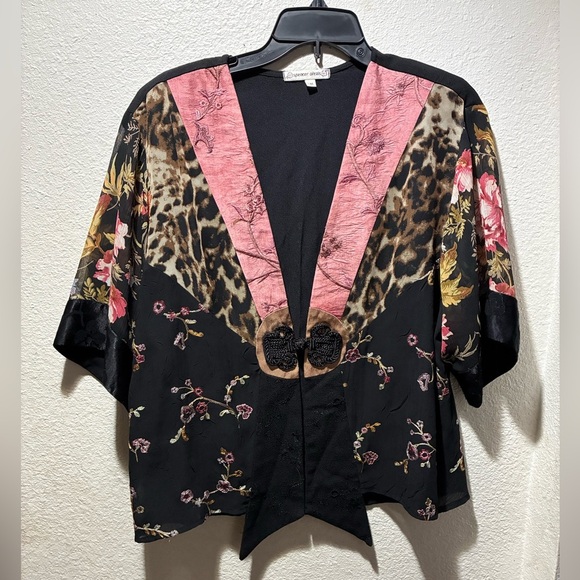 Spencer Alexis Floral Leopard Embroidered
Satin Silk Blend Kimono Jacket M - Picture 9 of 15